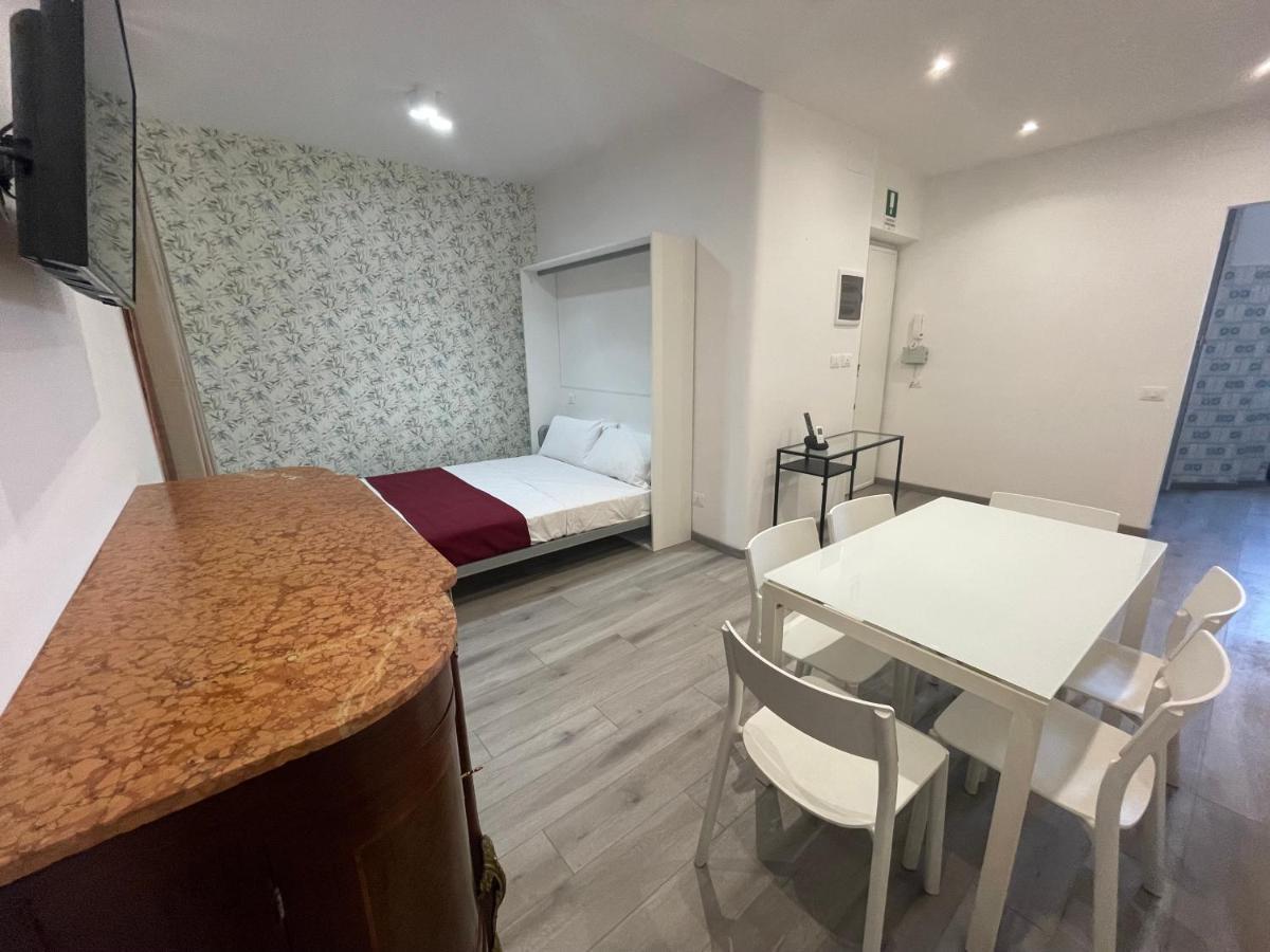 Caracciolo33 Apartment Rome Bagian luar foto